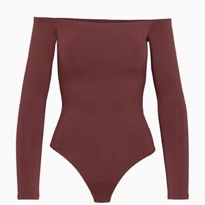 Aritzia Babaton Contour Off Shoulder Long Sleeve Bodysuit